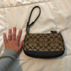 COACH small handbag/wristlet